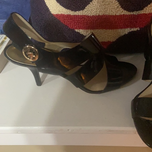 Sandals - Picture 2 of 2